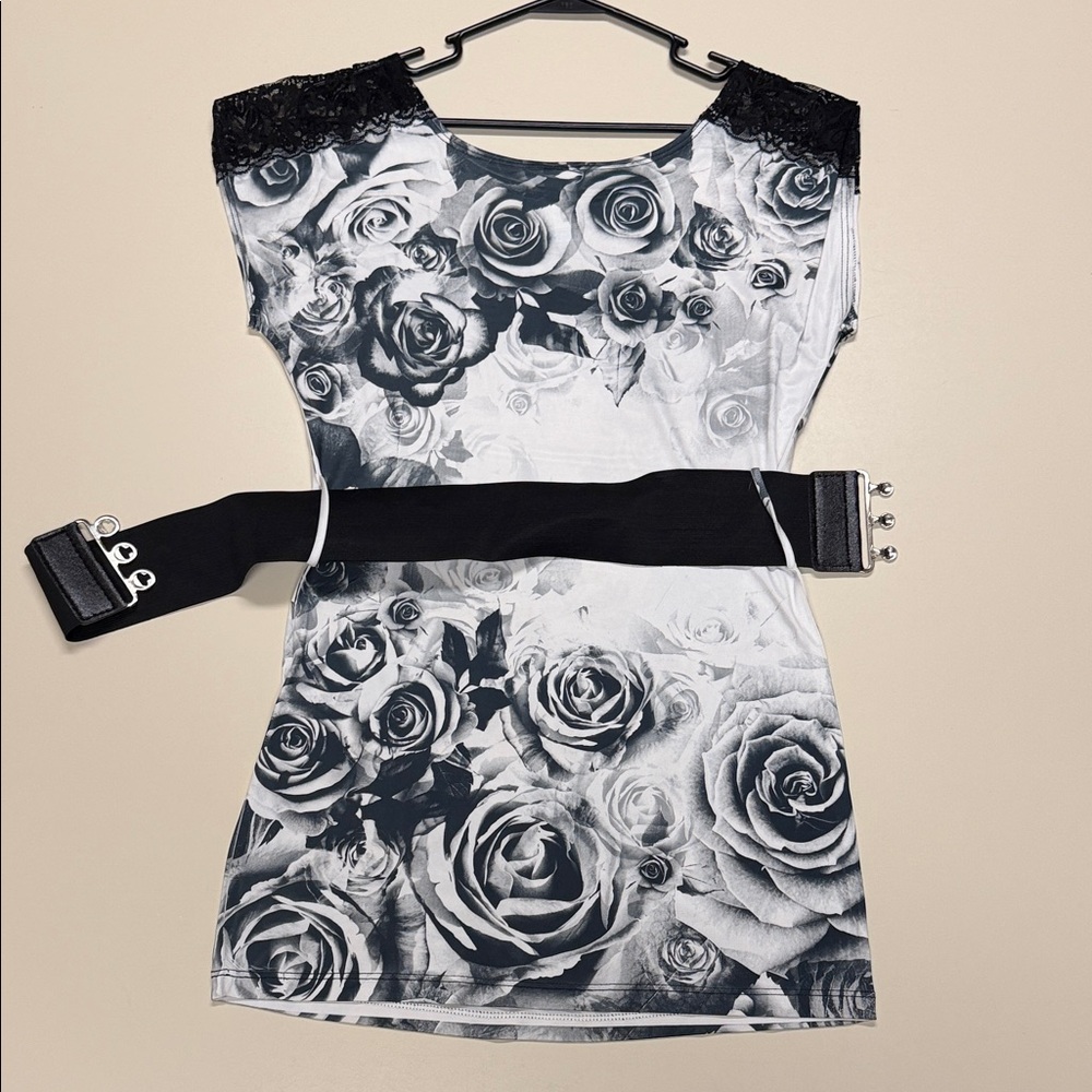 Chic Black and White Floral Mini Dress